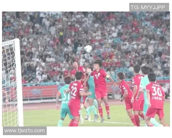 足球之爱：球星们如何用激情与努力诠释对足球的执着与热忱