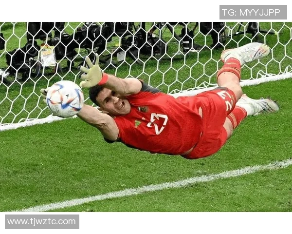 天下足球十大球星排行榜解析 谁才是真正的足坛王者?